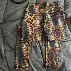 Yoga democracy animal leggings